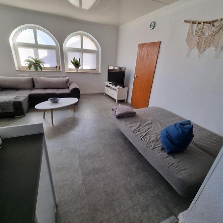 Ferienwohnung Zur Linde デッテルバッハ エクステリア 写真